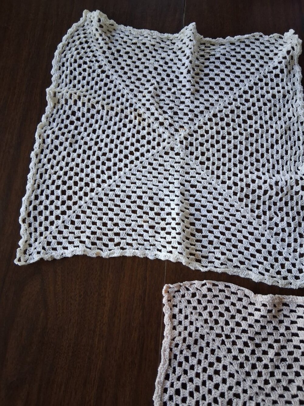 🧵 Hand‑Crocheted Cotton Doily Panel Set 2×18" + 1×15" Vintage Cottagecore D - Picture 7 of 9